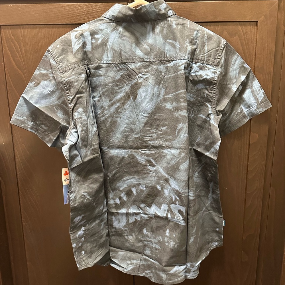 Men’s Urban Outfitters JAWS Button Shirt - Picture 3 of 7